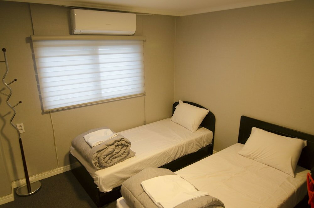 Фото Kimchee Haeundae Guesthouse