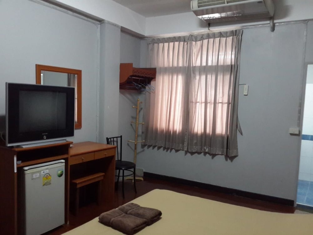 Фото White Orchid Inn