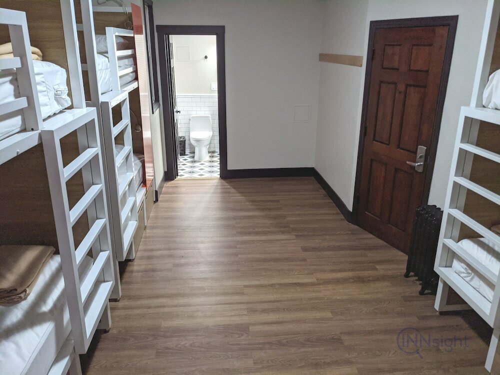 Фото Amsterdam Hostel