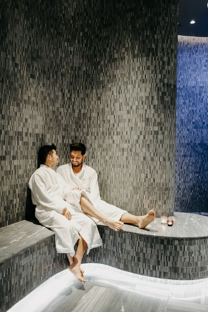 Фото Fairmont Century Plaza Gold Experience