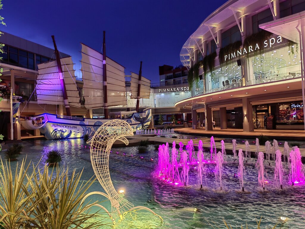 Shopping mall Jungceylon, Phuket Province, photo