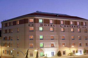 Гостиница Hotel L' Estérel в Каннах