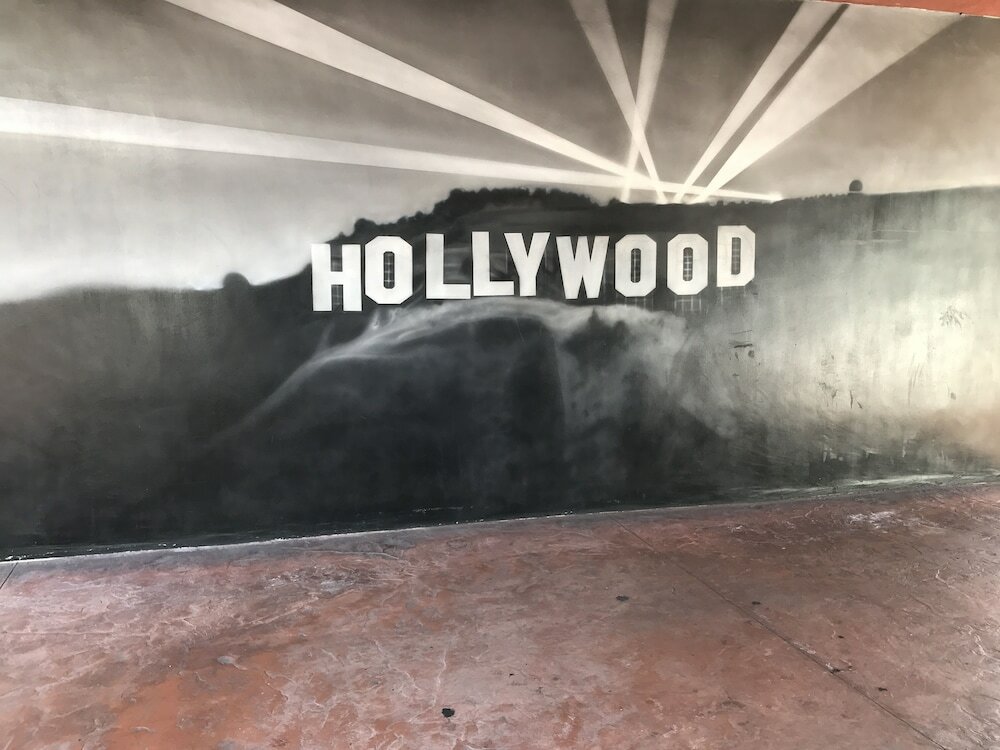 Фото Legend Hotel Hollywood