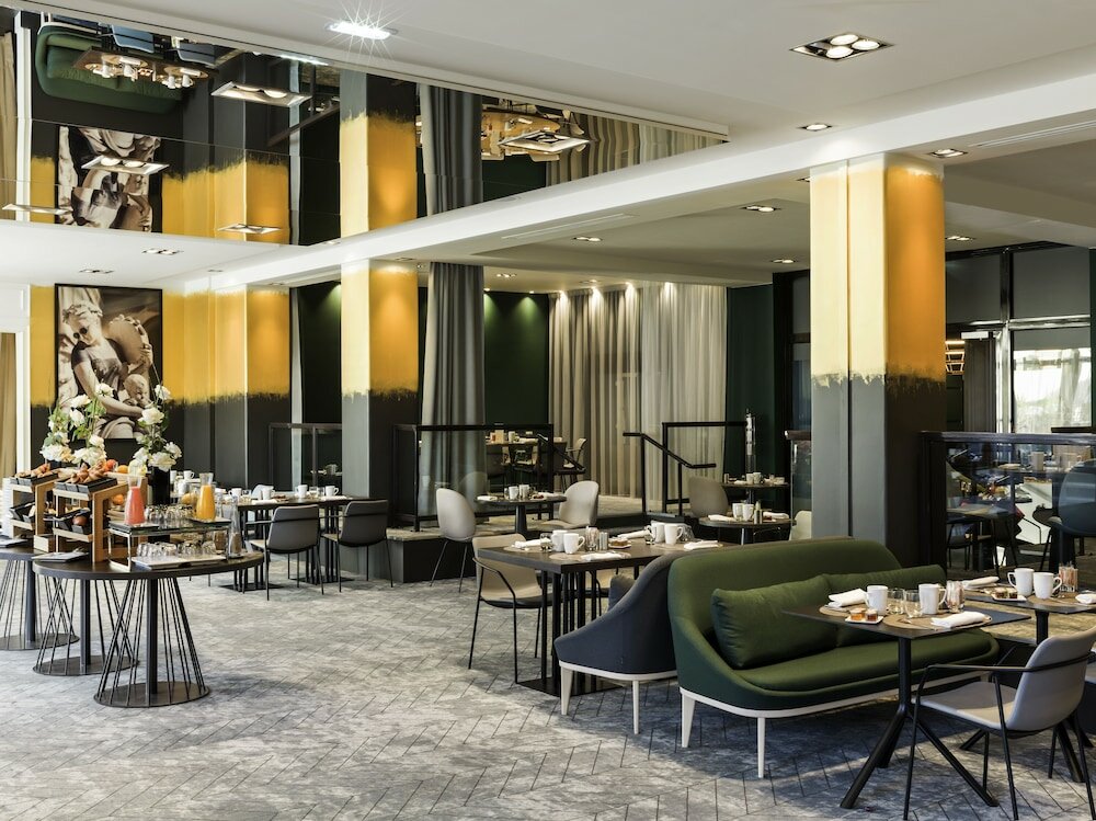 Фото Le Louis Versailles Château MGallery