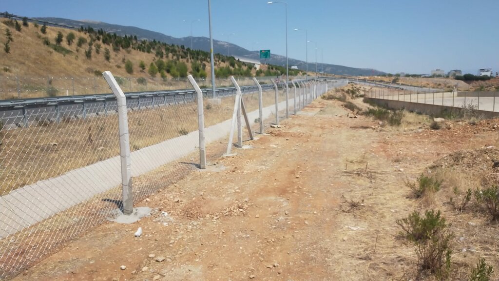 Fences and barriers Ege Gunes Wire Fence, Izmir, photo