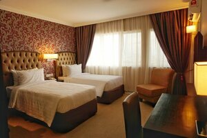 Гостиница Merchant Hotel