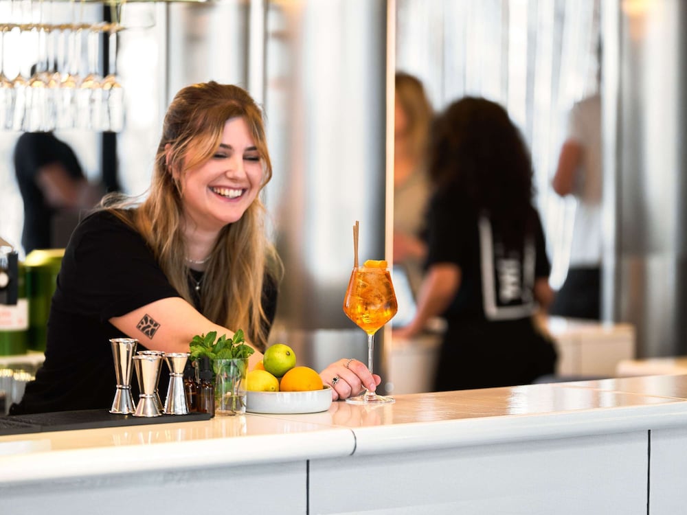 Фото Tribe Paris Clichy