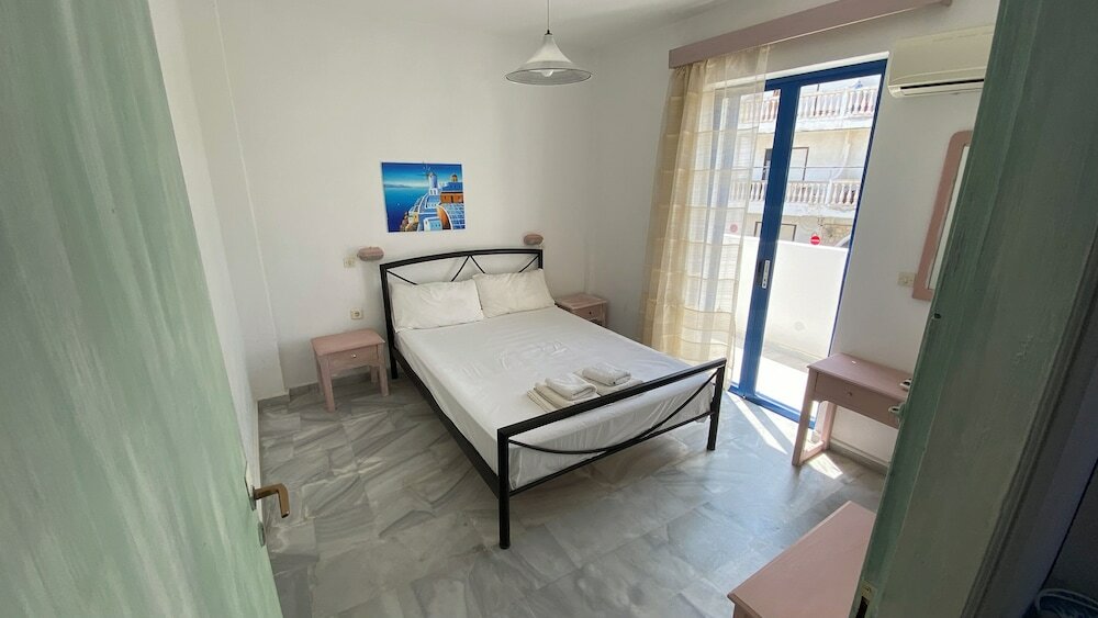 Фото Kaloxenia Apartments