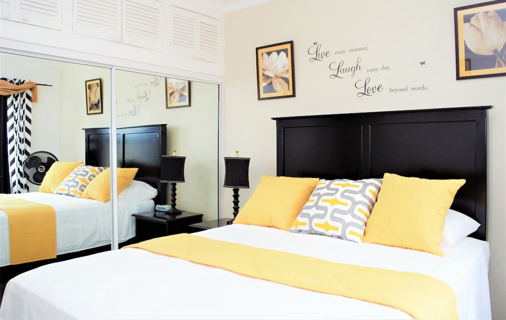 Фото New Kingston Luxury Apt The Bromptons