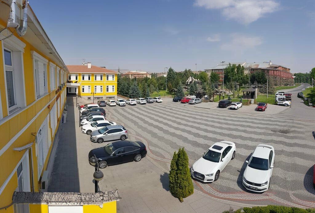 ملاعب رياضية Kayserispor Recep Mamur Facilities ، قيصرية، صورة