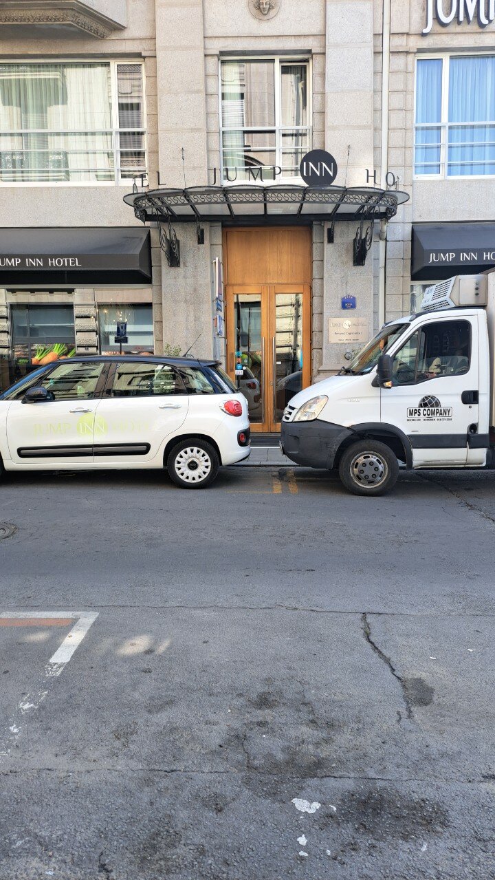 Фото Jump Inn Hotel Belgrade