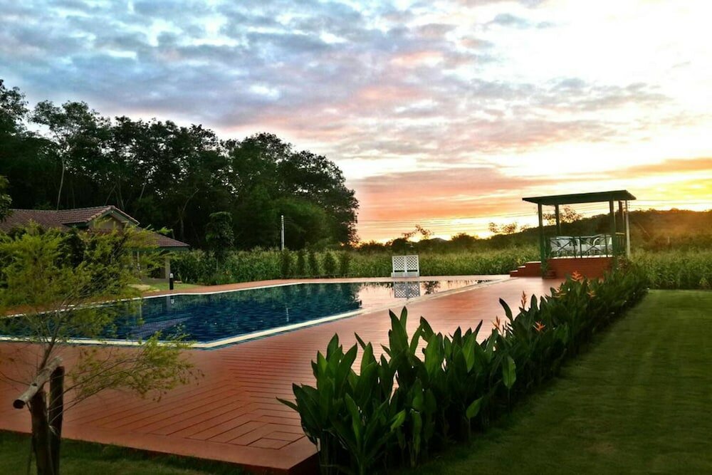 Фото Palazzo Pavone Gallery & Resort