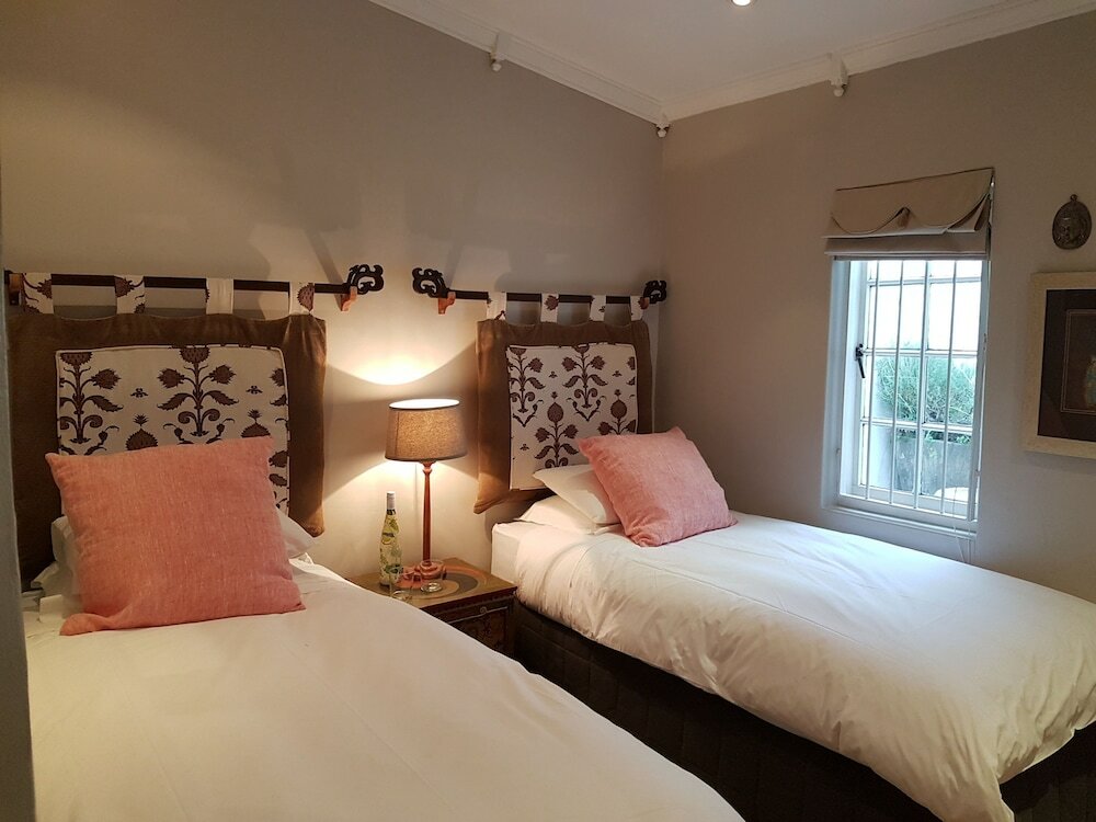 Фото Gilmour Hill