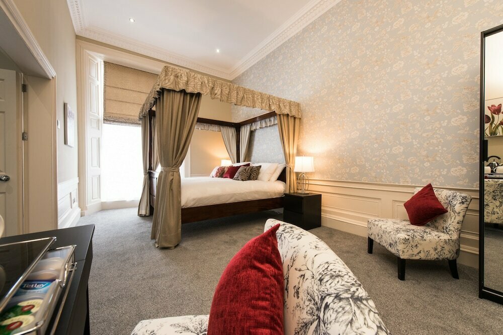 Apartments Royal Princes Suites, Edinburgh, photo