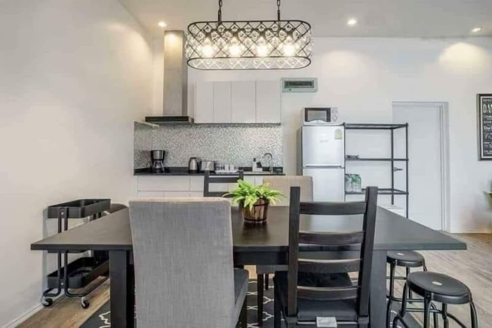 Фото J Pool Villa Huahin