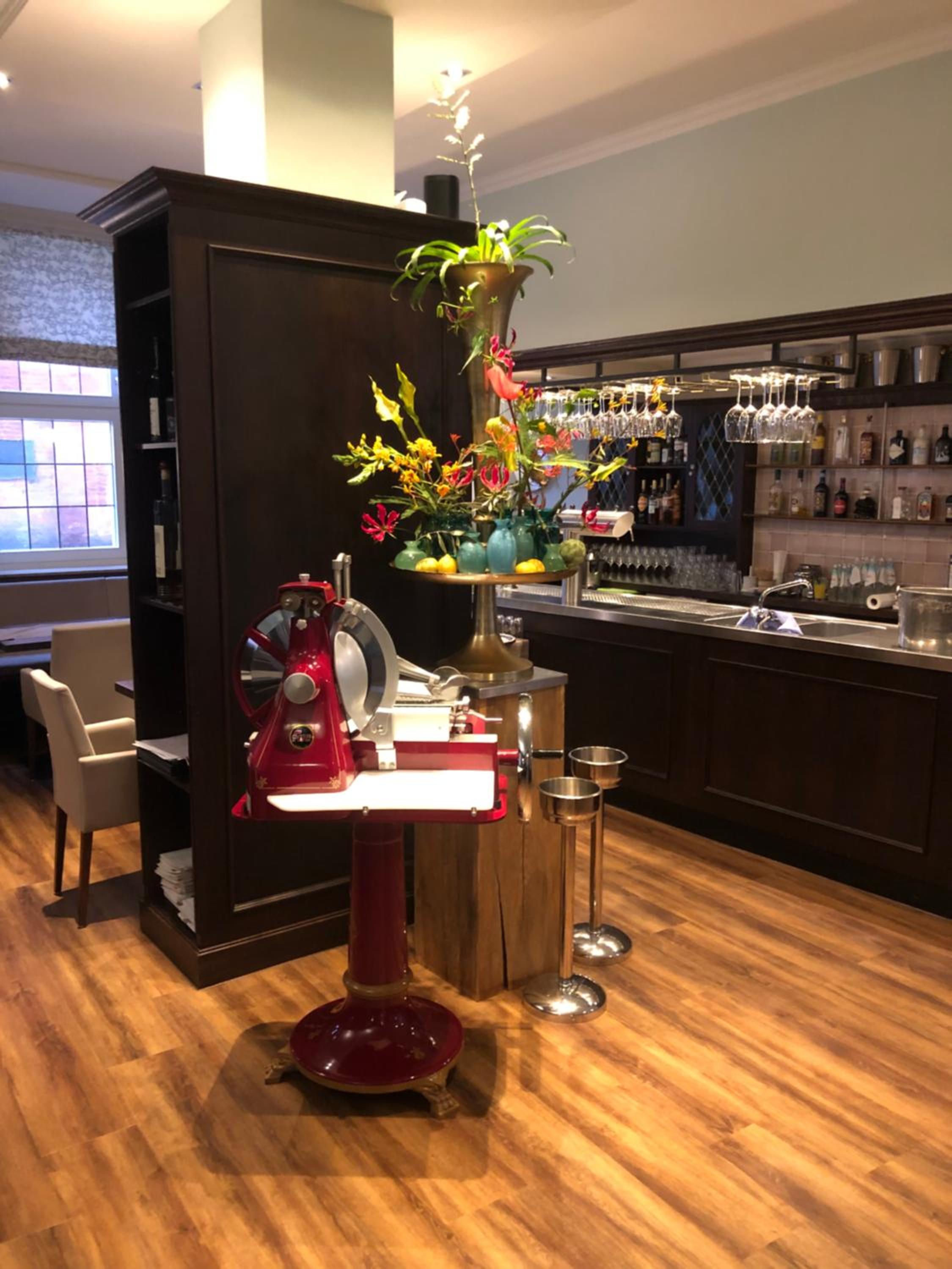 Фото 196539773402