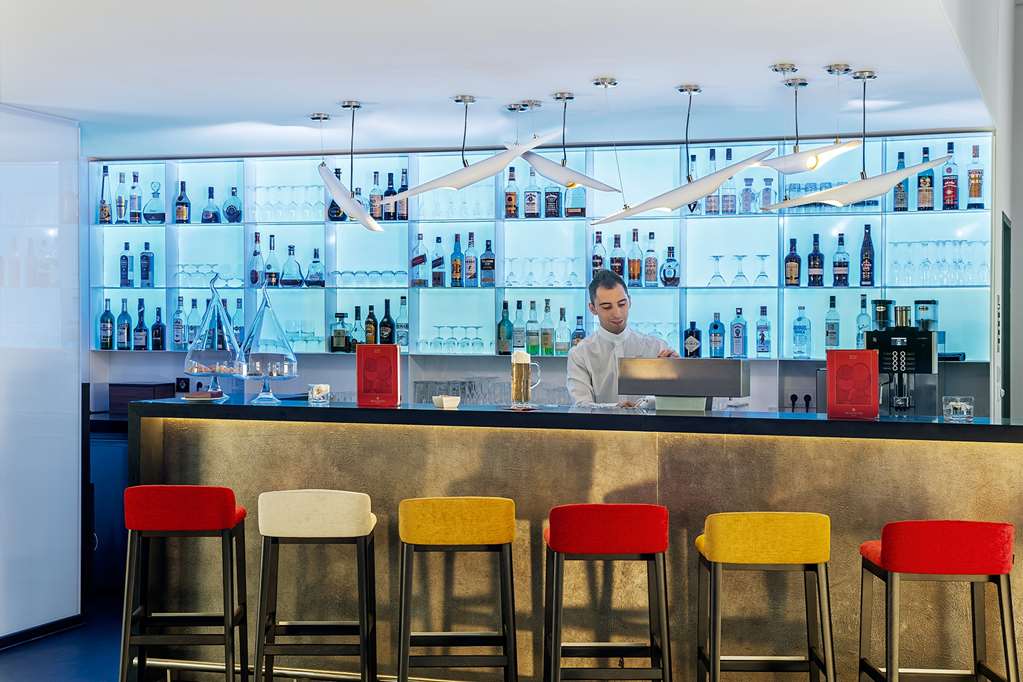 Фото Avani Frankfurt City Hotel