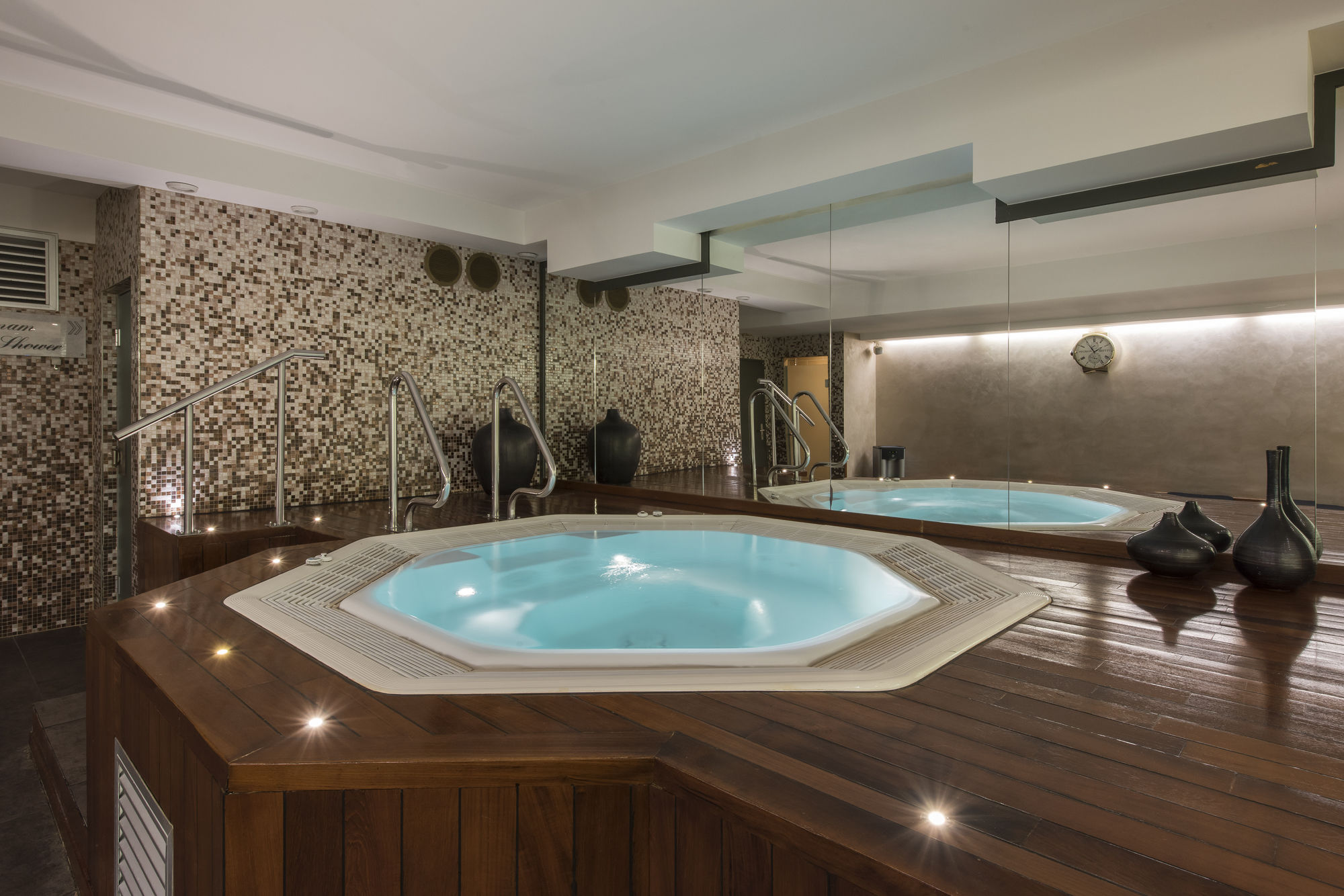 Фото Hotel Bristol