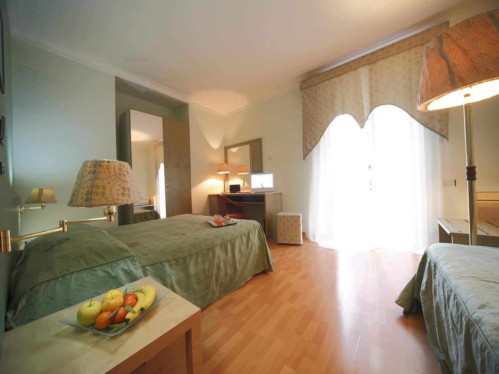 Фото Hotel La Pace