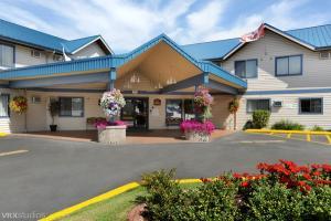 Фото Best Western Plus Country Meadows Inn