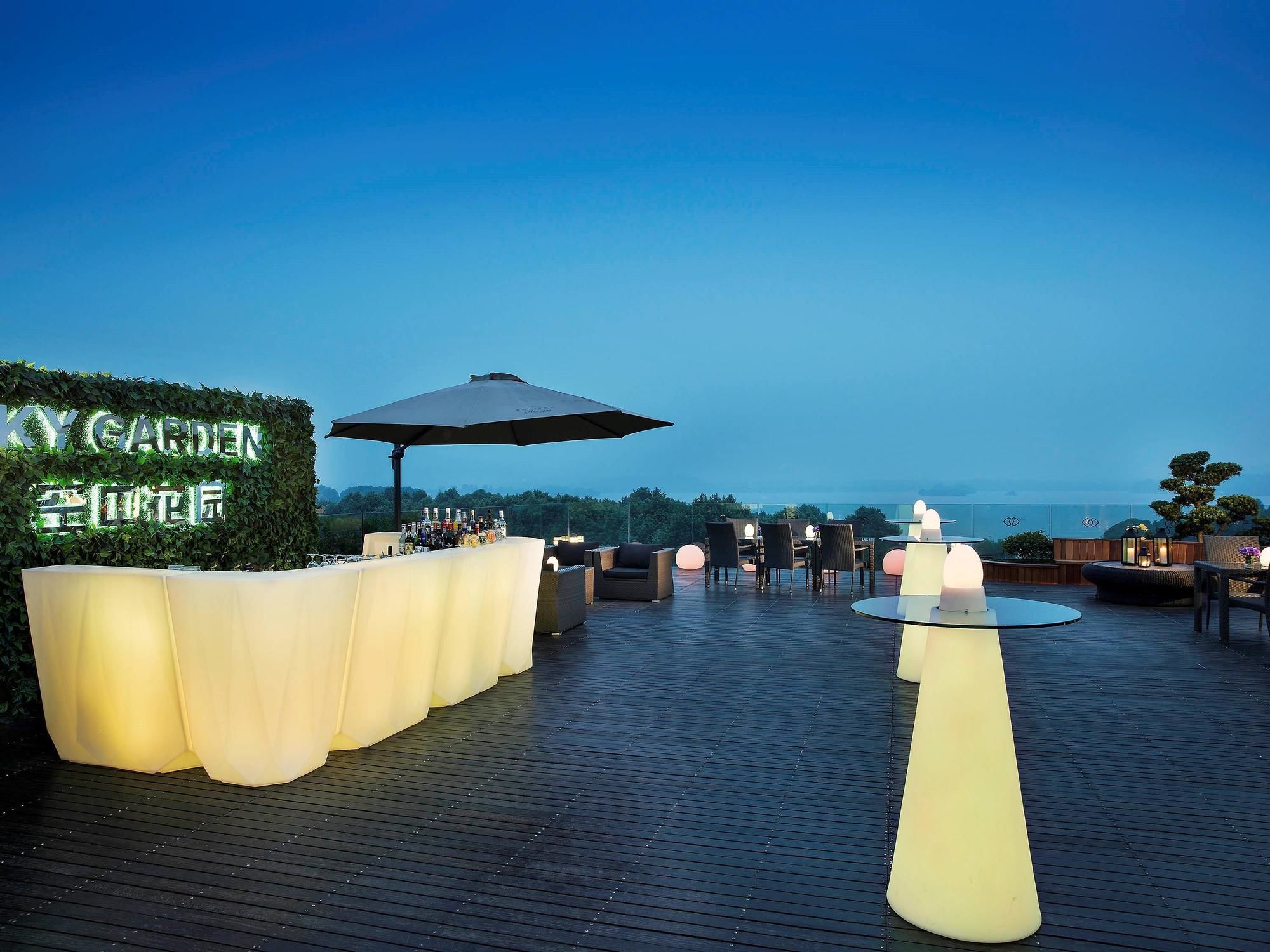 Фото Sofitel Hangzhou Westlake