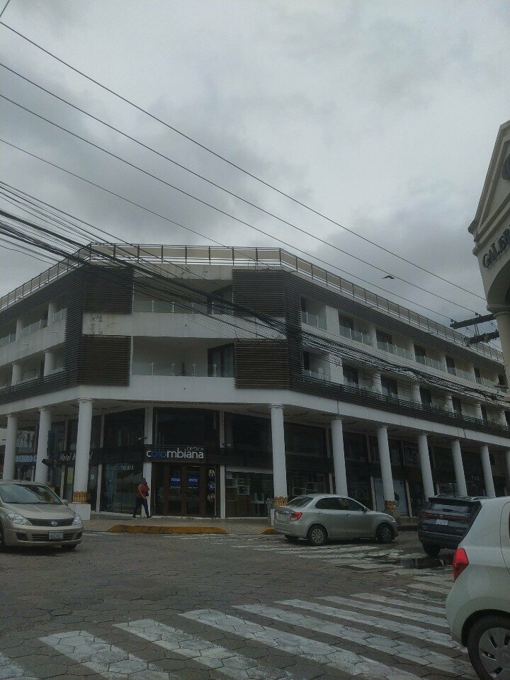 Ice cream M&M Heladeria Pasteleria, Santa Cruz de la Sierra, photo