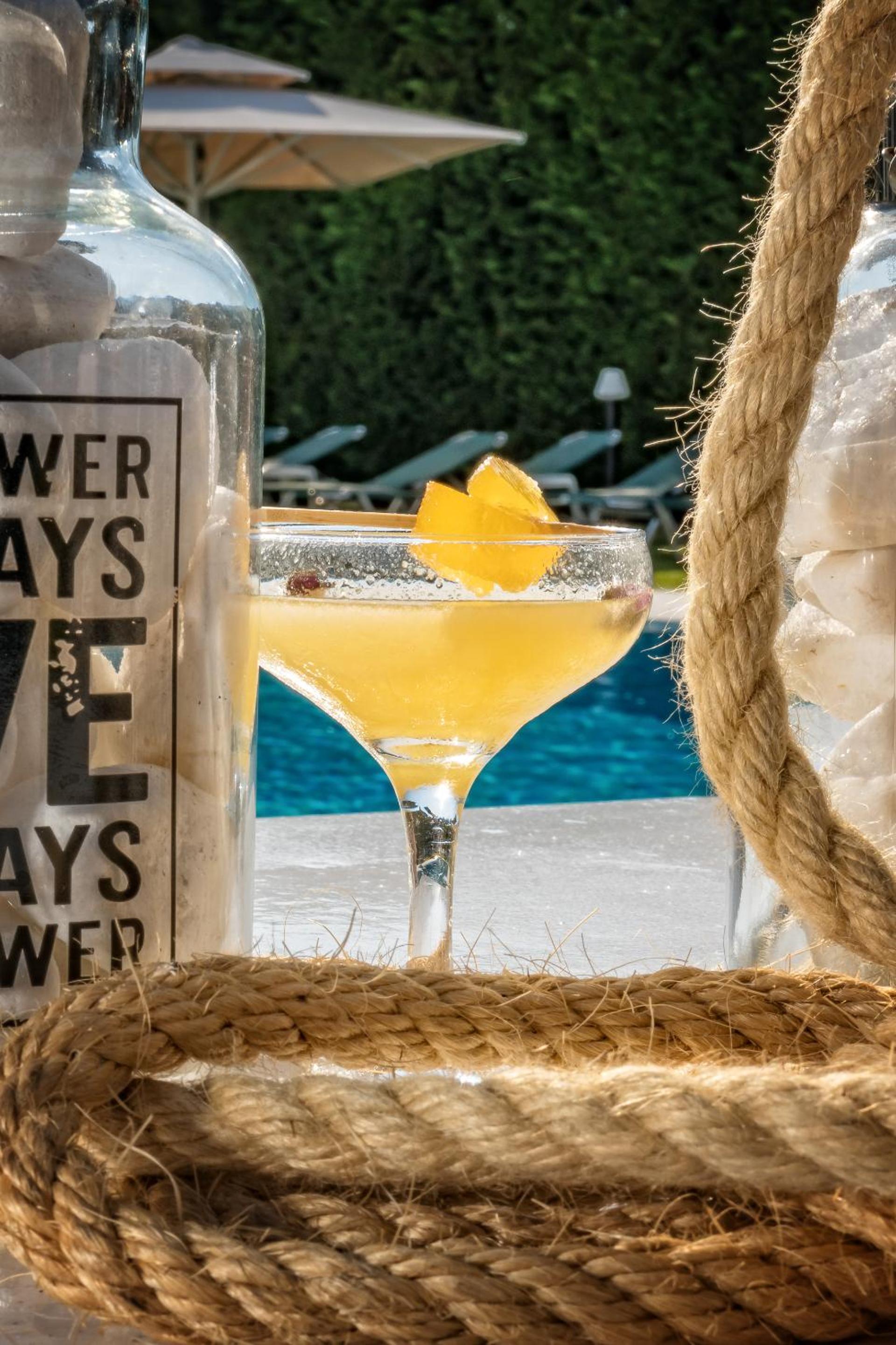 Фото Goudelis Apartments