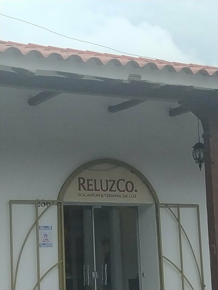 Indoor tanning Solariun, Santa Cruz de la Sierra, photo