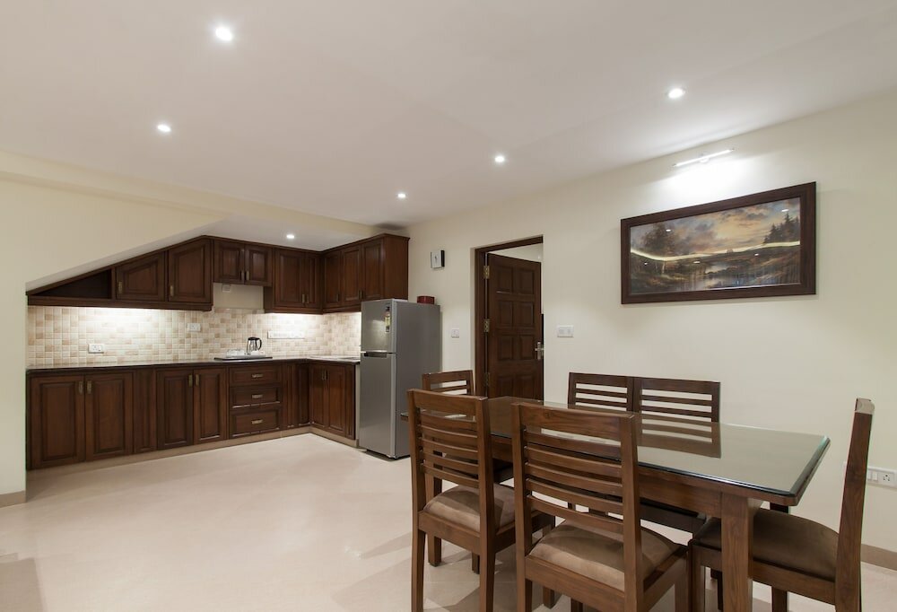Фото Seashell Suites and Villas