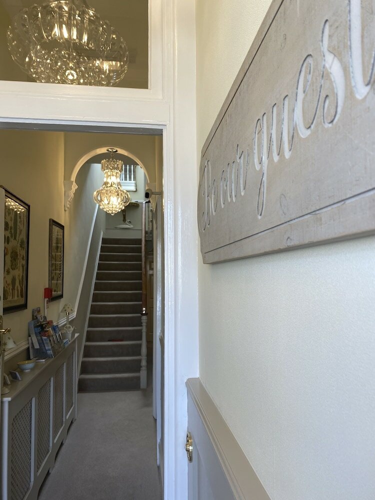 Фото Sandway House