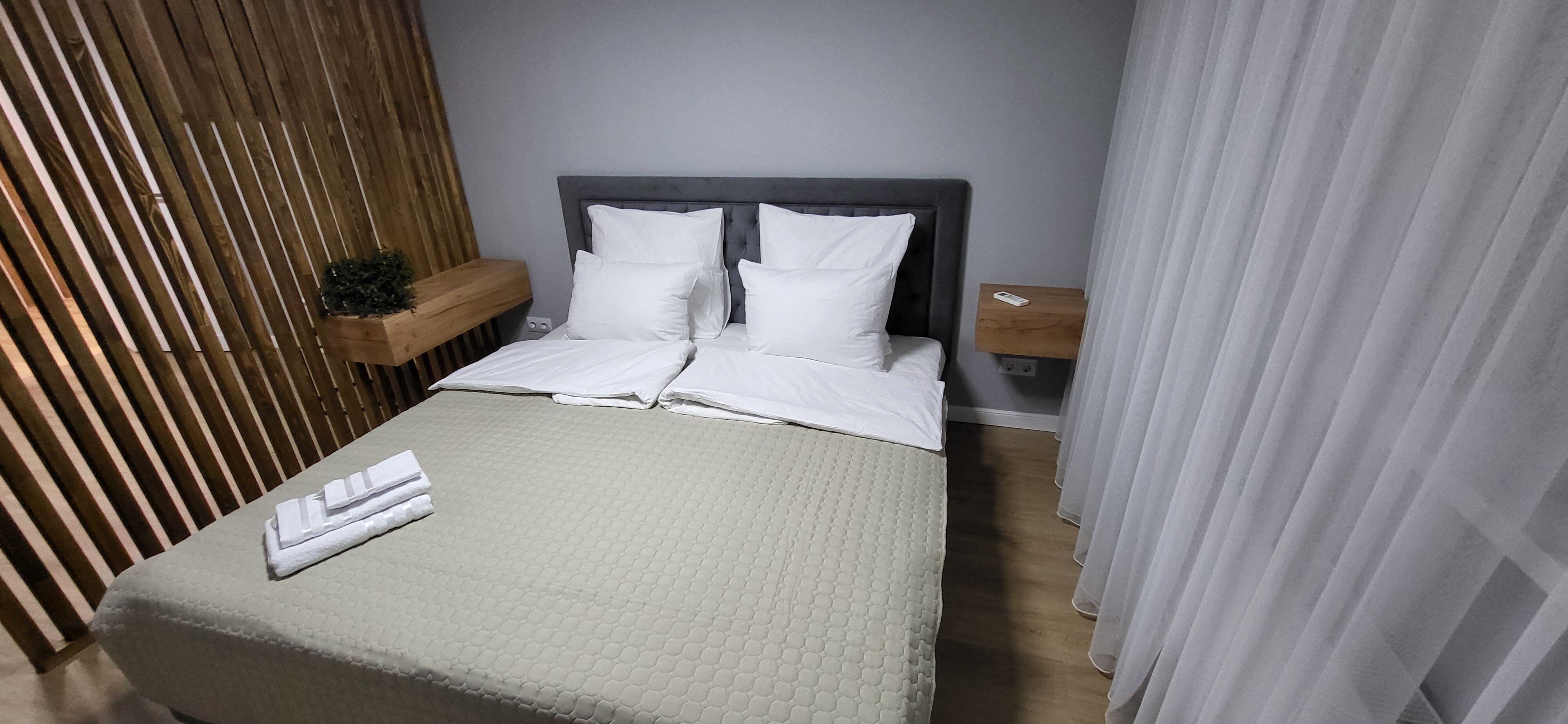 Фото Парк у дома