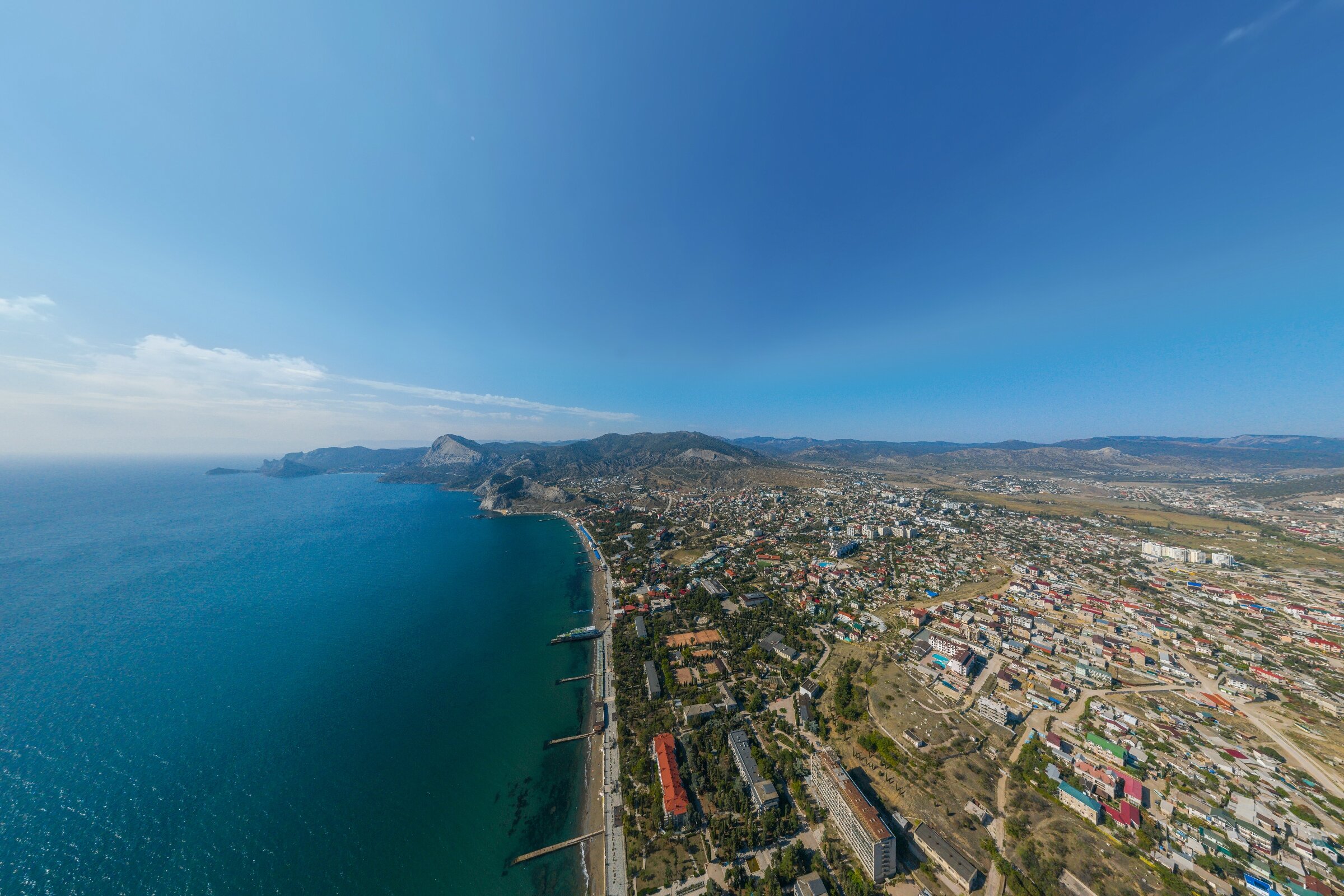 Фото Golden Plaza