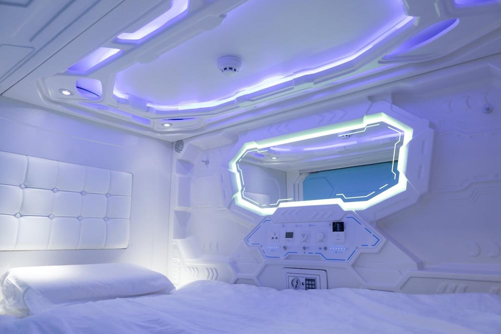 Фото Capsuleinn by IndigInn