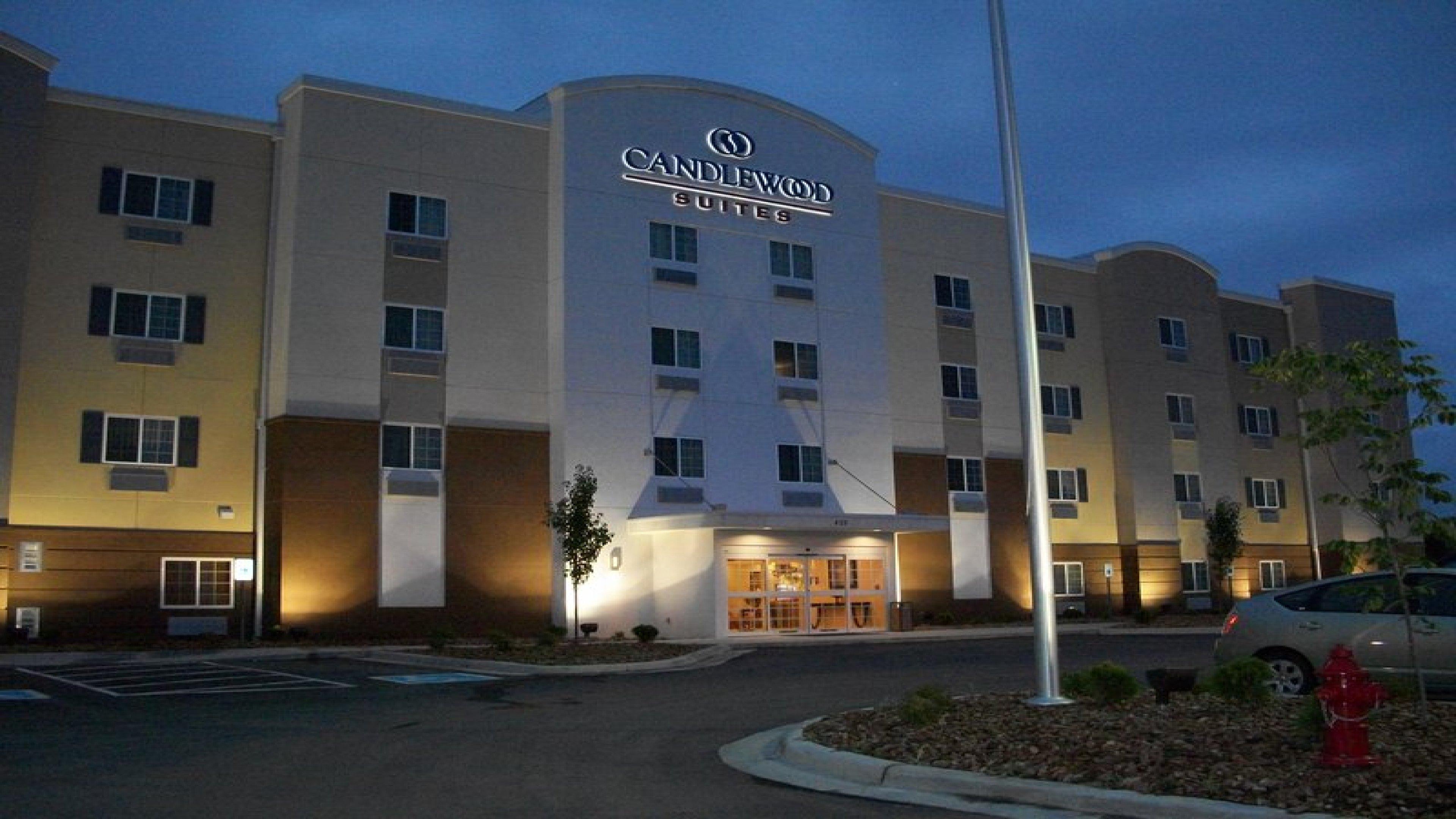 Фото Candlewood Suites Midland Sw, an Ihg Hotel