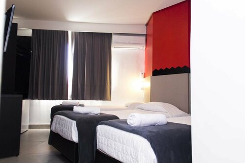 Гостиница Minuano Express Hotel в Порту-Алегри