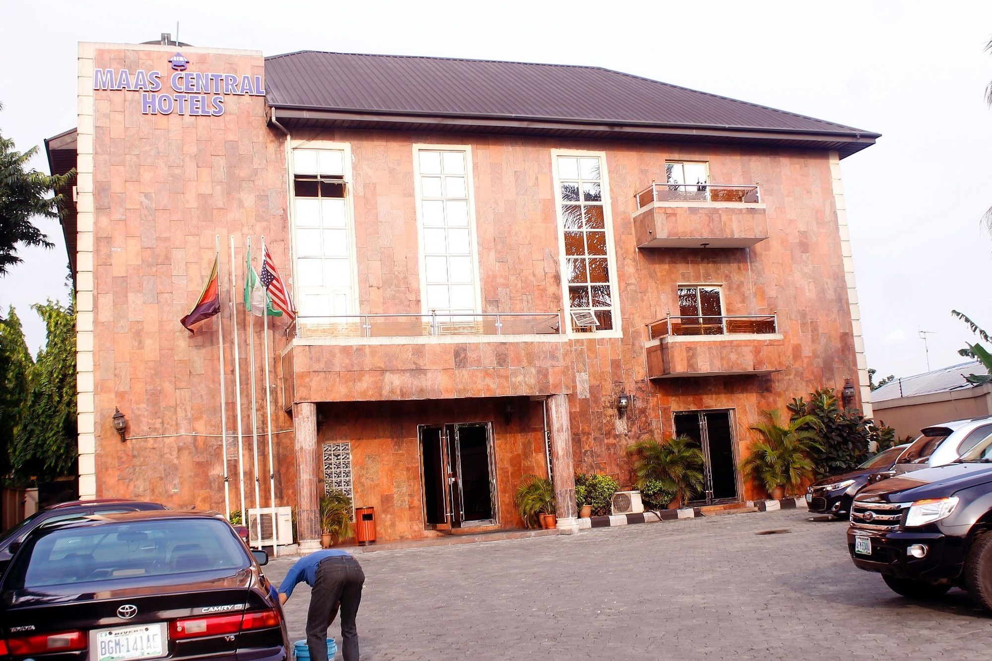 Фото отеля 1