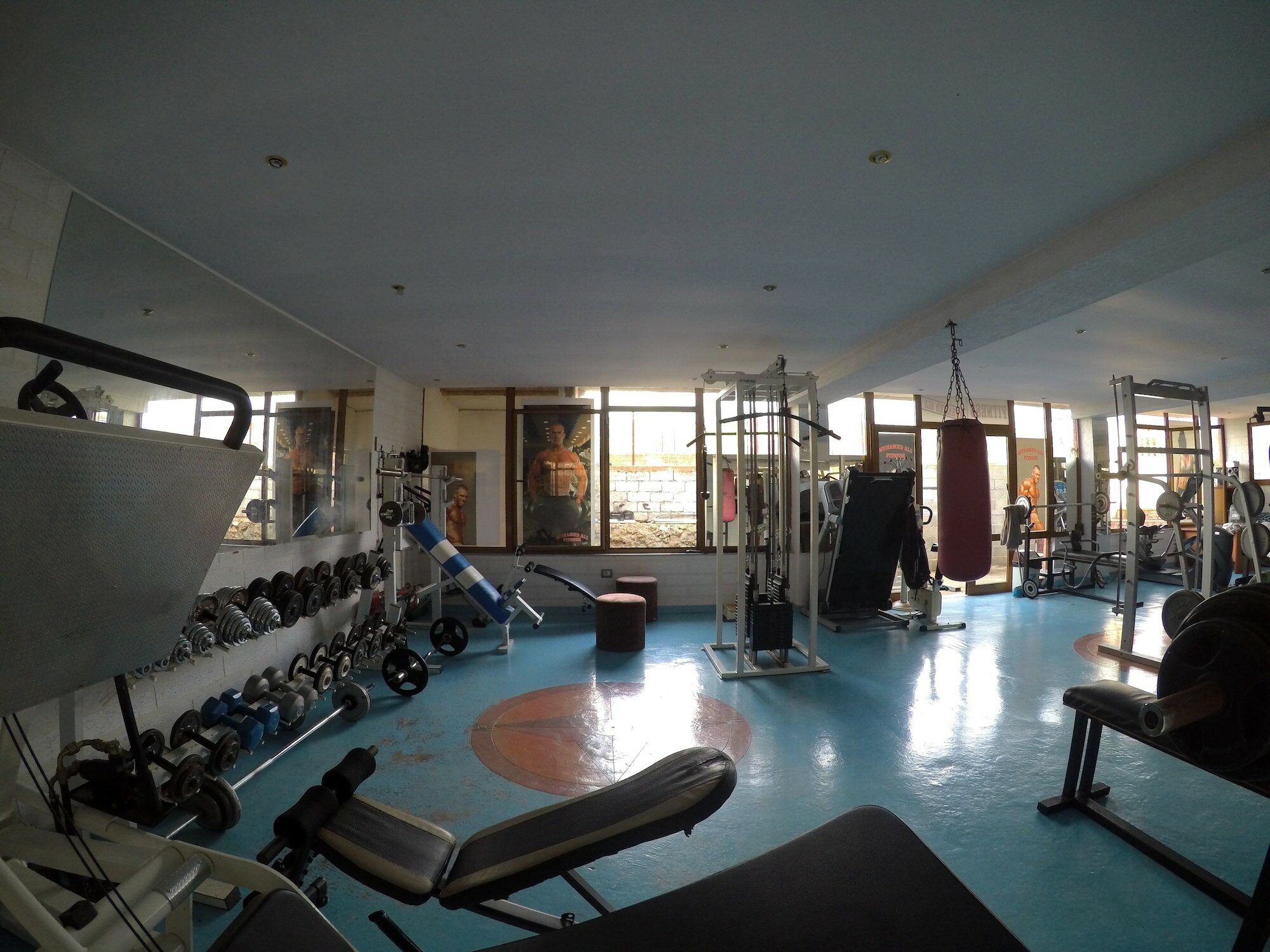 Фото Privé Hotel and Apartment