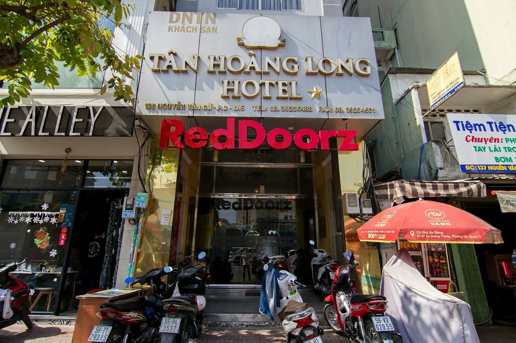 Hotel Tan Hoang Long Hotel ex. Reddoorz Plus Near Nowzone Plaza, Ho Chi Minh, photo