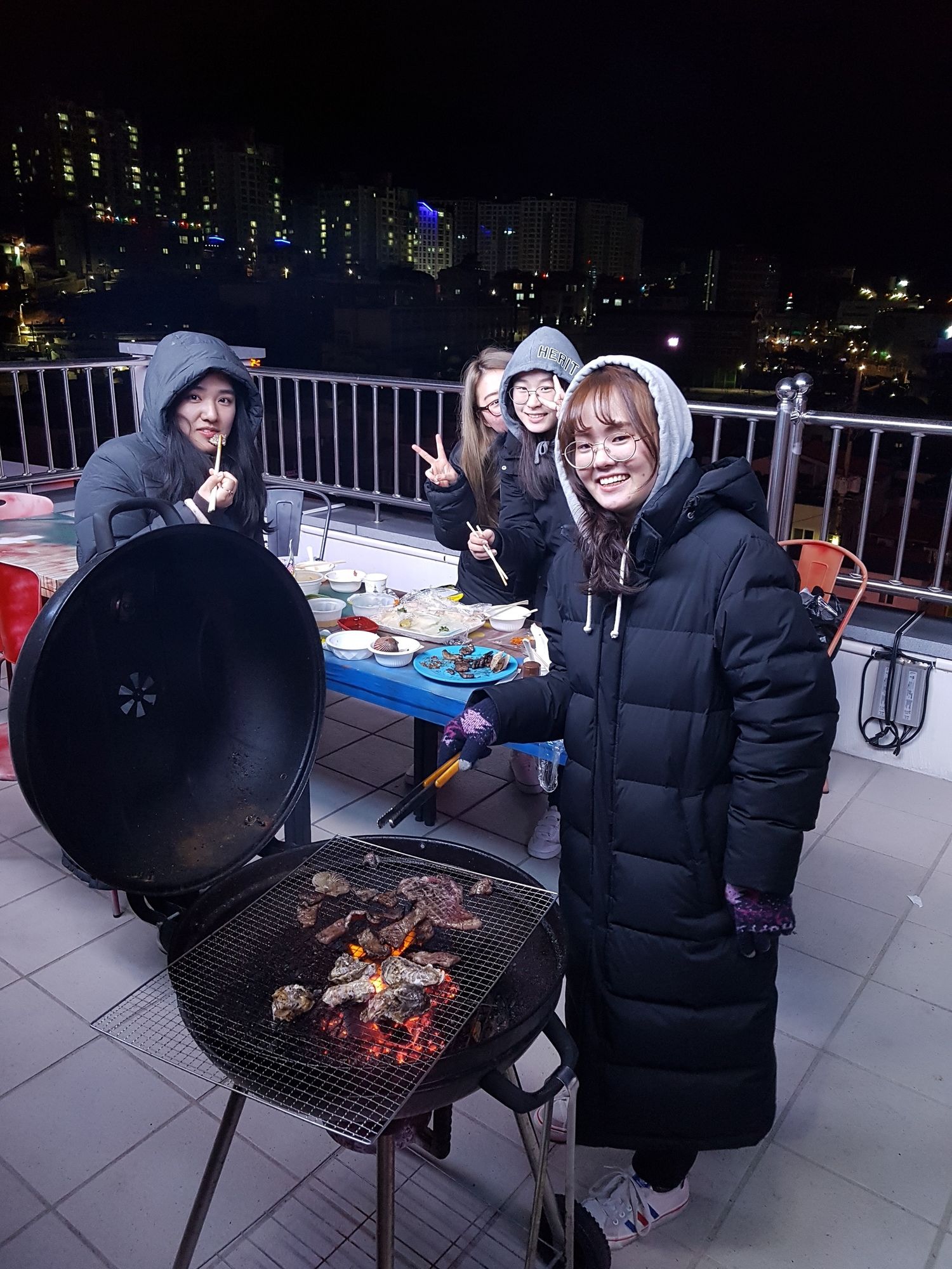 Фото Big-O Show Guesthouse - Hostel