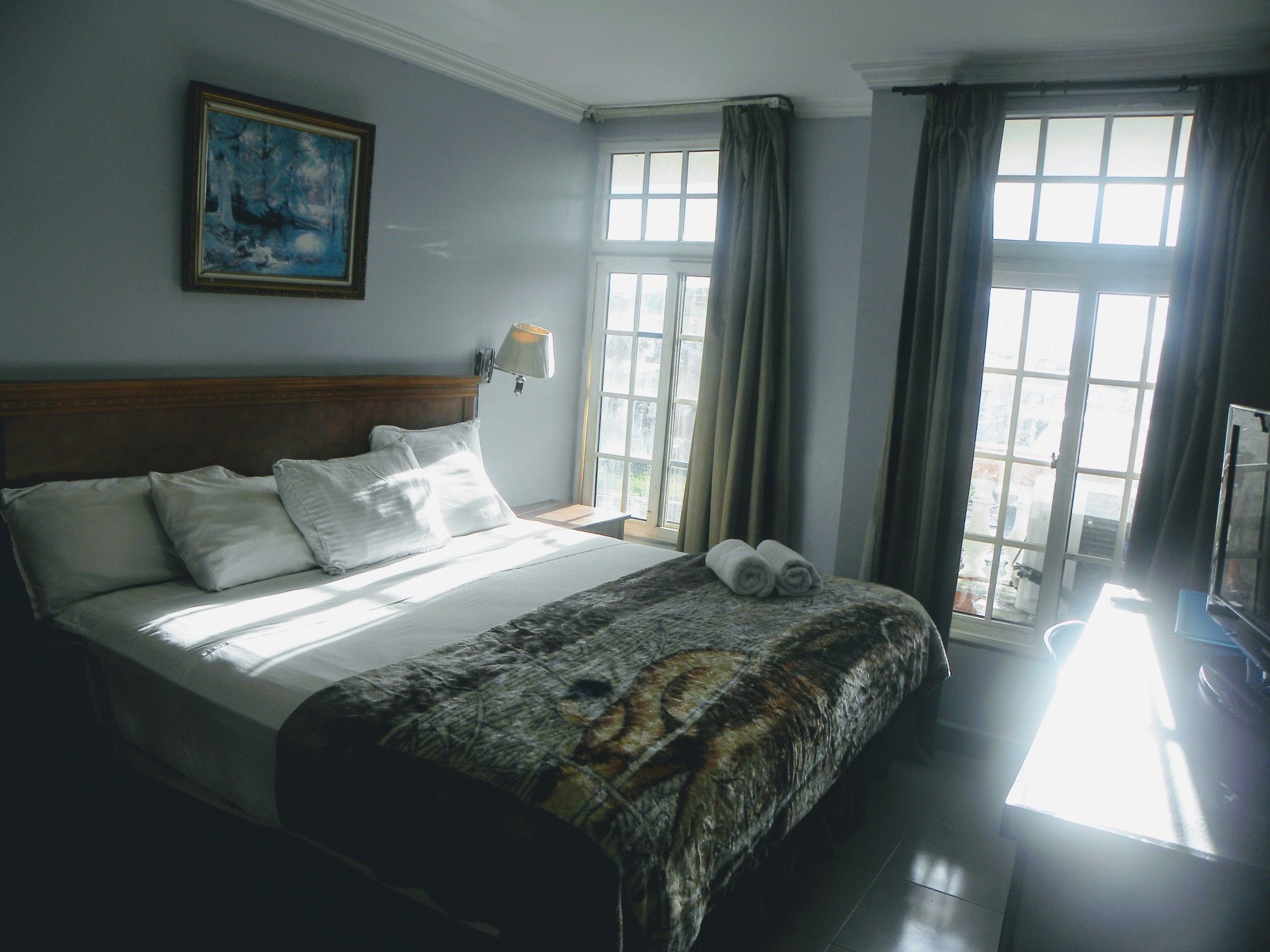 Фото Hotel Meryland