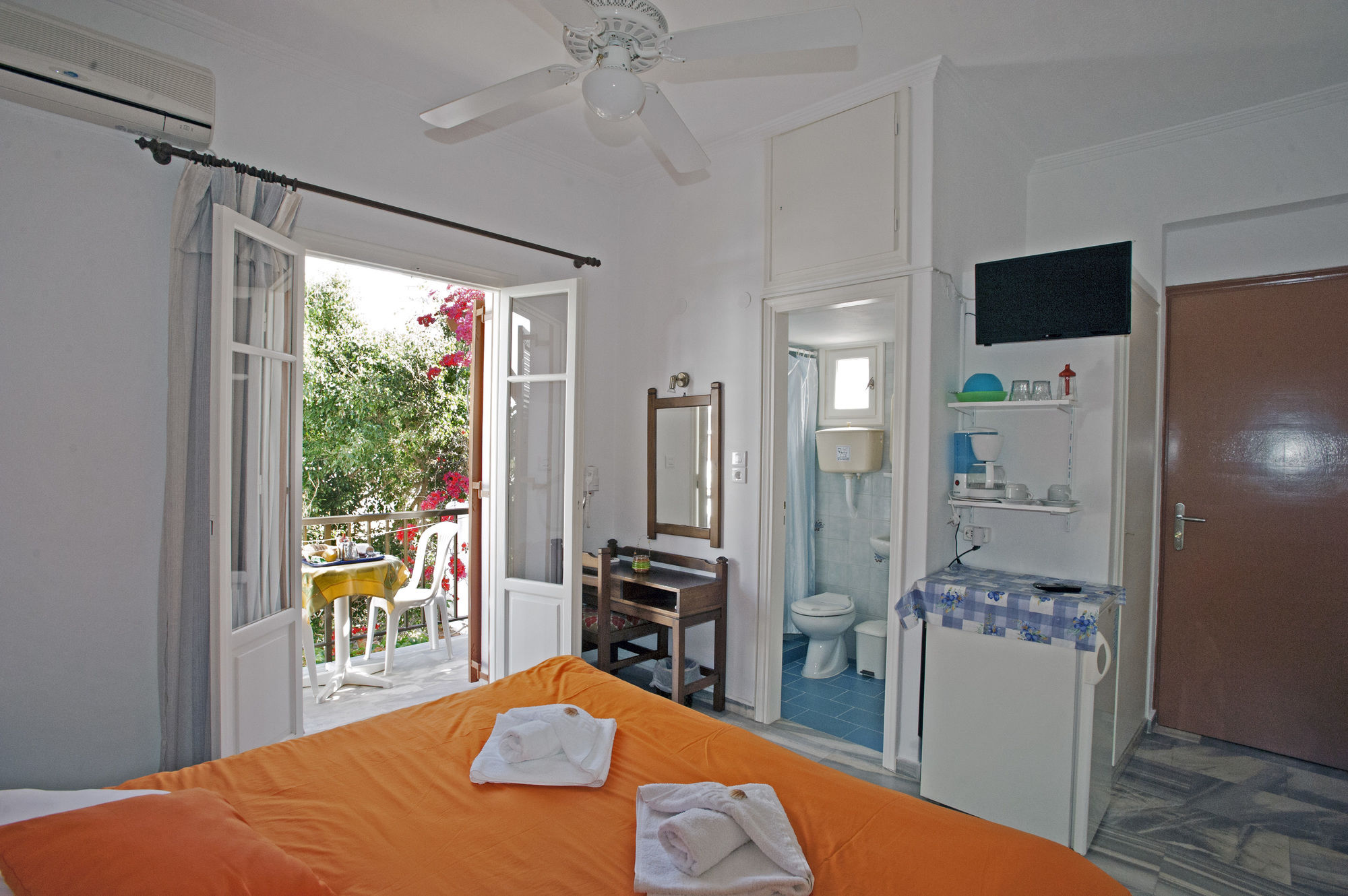 Фото Marisa Rooms