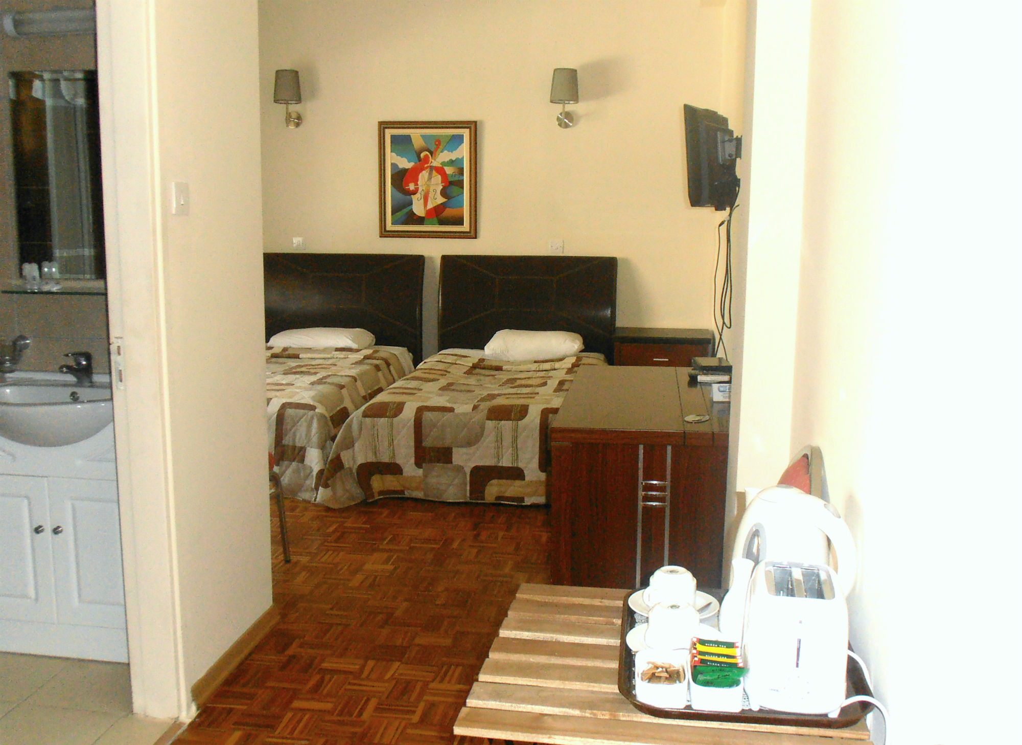 Фото Executive Suites