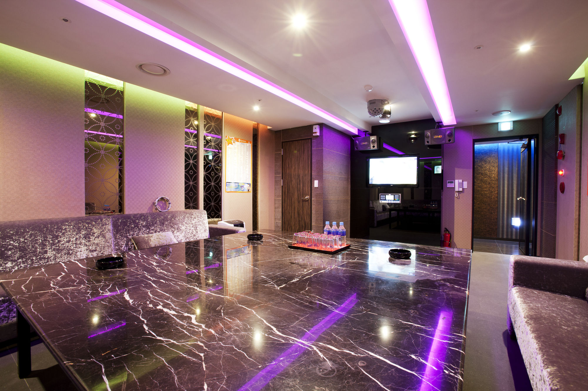 Фото Matthieu Yeosu