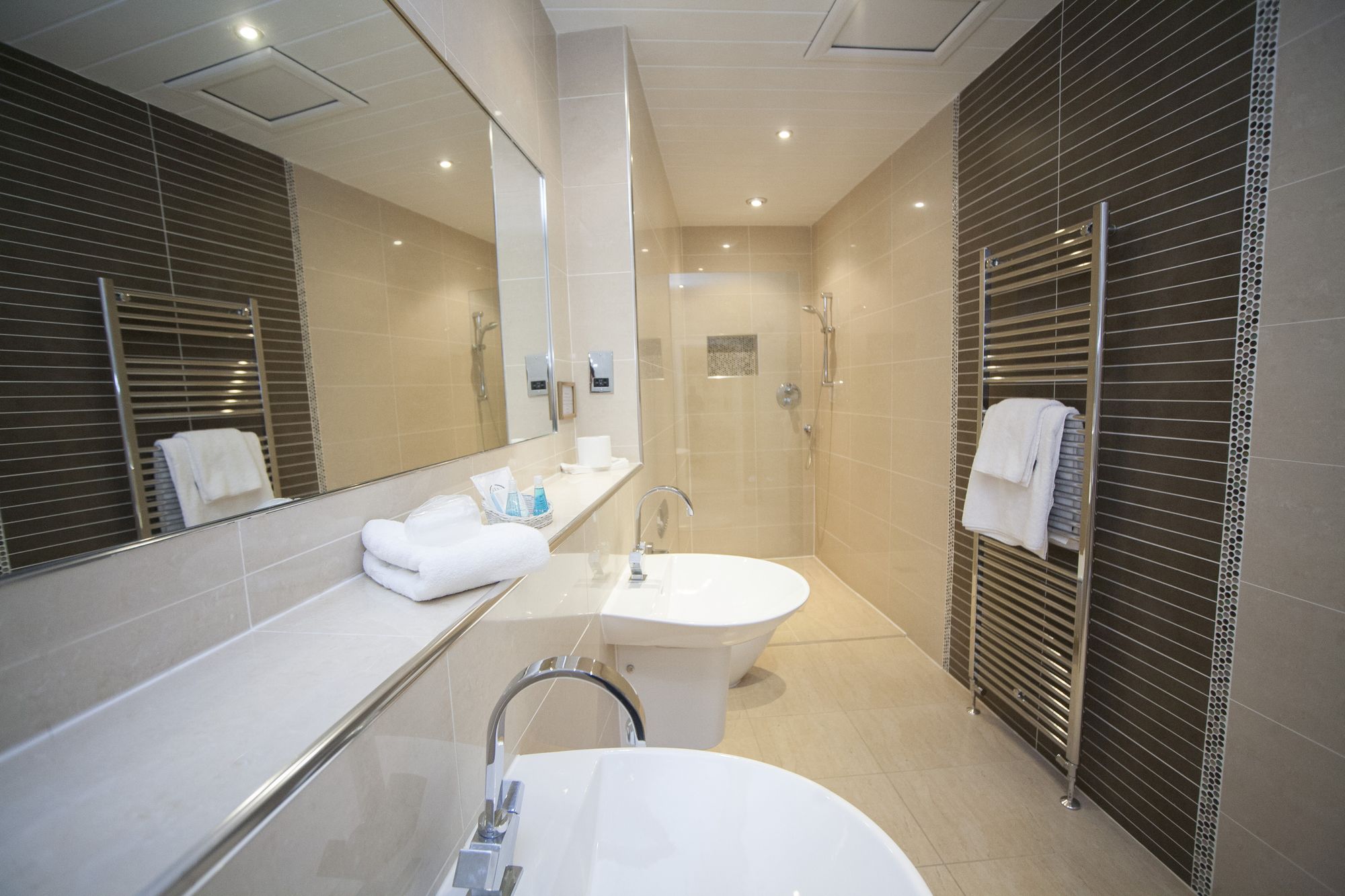 Фото The White Swan, Halifax