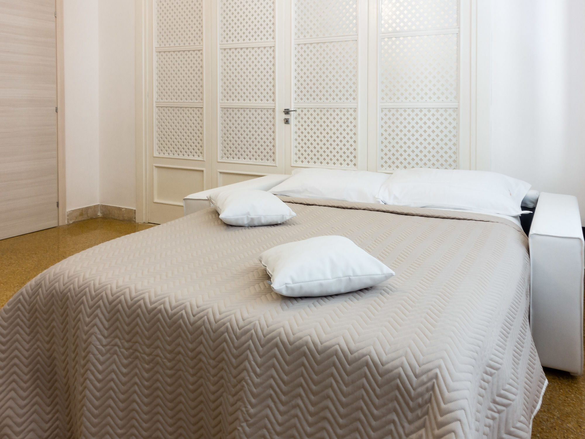 Фото Suite In Center