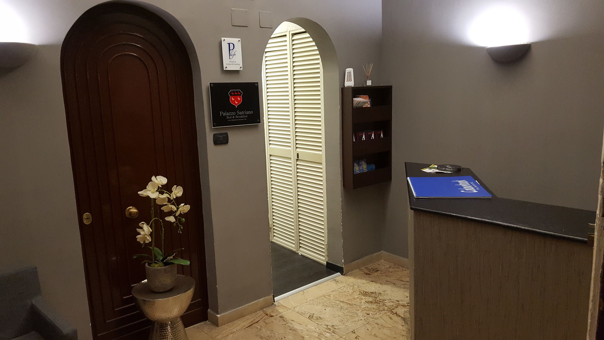 Фото Bed & Breakfast Palazzo Satriano