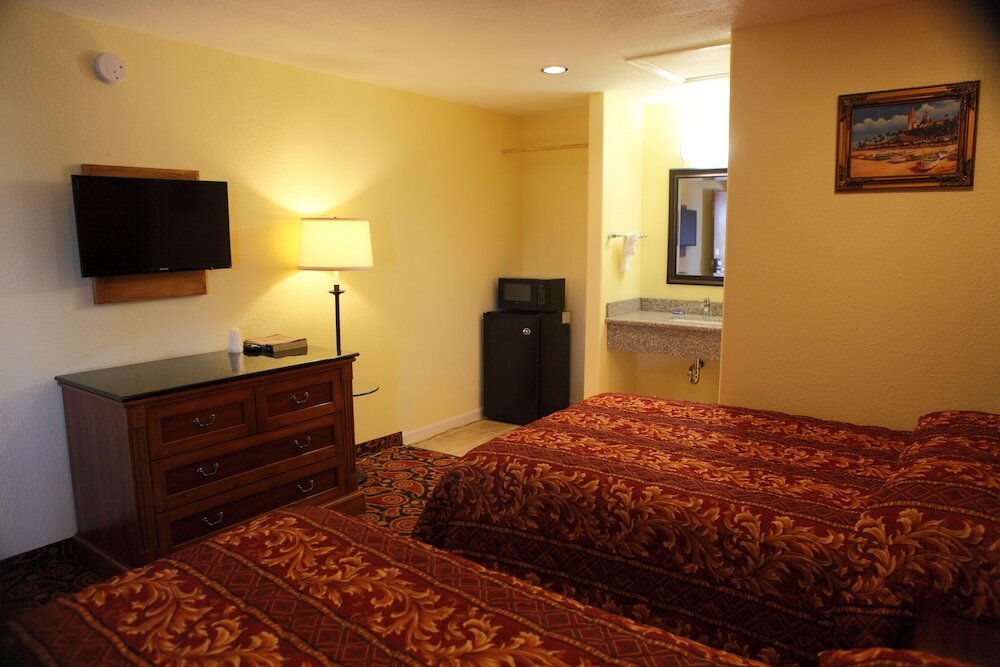 Фото Bay Breeze Inn