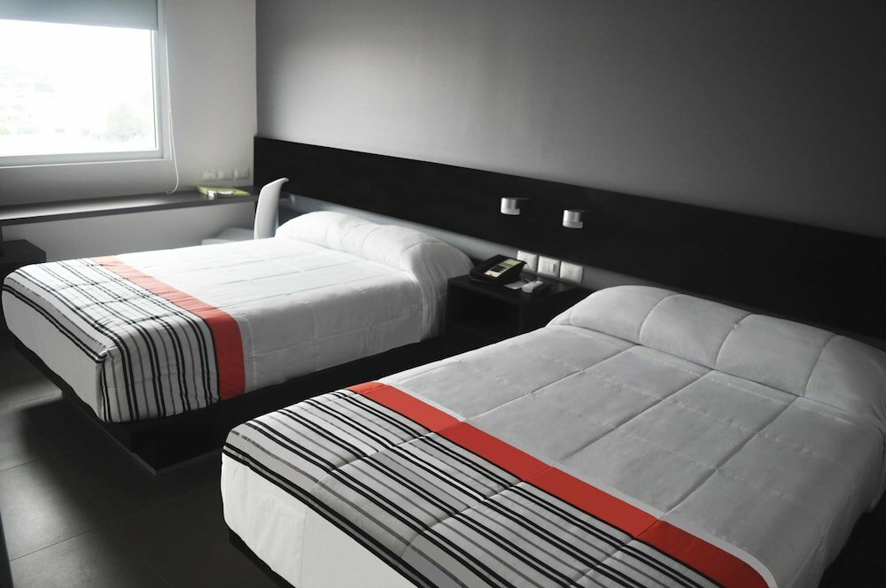 Фото City Express Junior Aguascalientes Centro