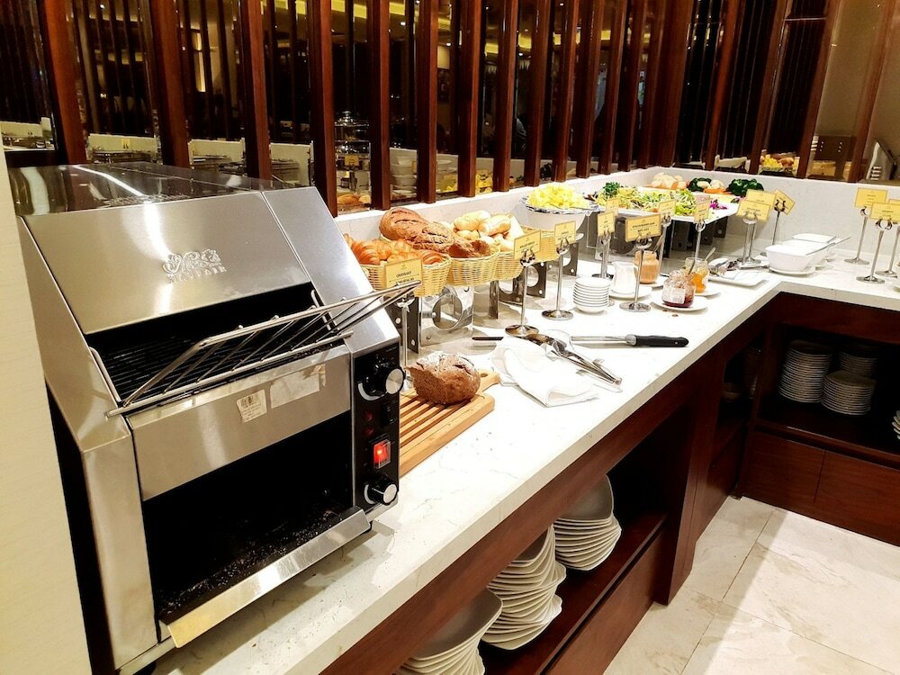 Фото Orchids Saigon Hotel