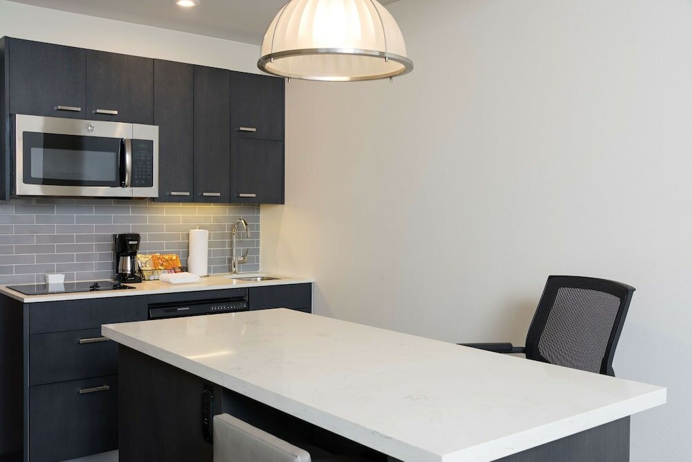 Фото Hyatt House Austin/Downtown